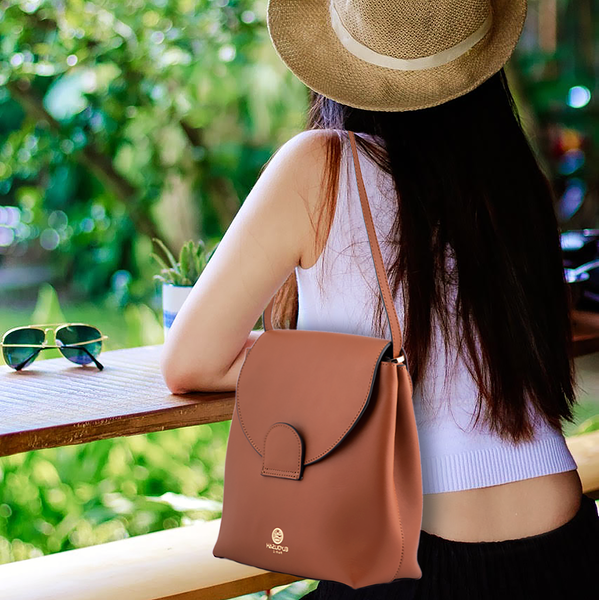 Girl with hat